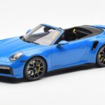 Porsche 911 992 Turbo S Shark Blauw GT Spirit 1:18 GT441
