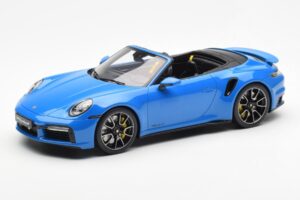 Porsche 911 992 Turbo S Shark Blauw GT Spirit 1:18 GT441