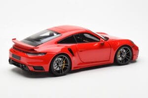 Porsche 911 992 Turbo S Sport Design Rood Minichamps 1:18 113069078 Metaal — afbeelding 3 van 8