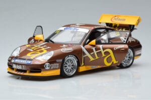 Porsche 911 996 GT3 Cup M. Marsh Carrera Cup Asia Winner 2004 AUTOart 1:18 80489 Metaal — afbeelding 2 van 7