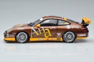 Porsche 911 996 GT3 Cup M. Marsh Carrera Cup Asia Winner 2004 AUTOart 1:18 80489 Metaal — afbeelding 4 van 7