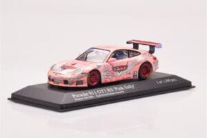 Porsche 911 996 GT3 RS Pink Sally #45 Petty / Jeanette Phoenix 250 2004 Minichamps 1:43 400046945 Metaal — afbeelding 2 van 4