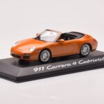 Porsche 911 997 Carrera 4 Cabriolet Oranje Metallic Minichamps 1:43 - image 2 of 4