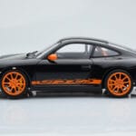 Porsche 911 997 GT3 RS Zwart AUTOart 1:18 - image 4 of 8