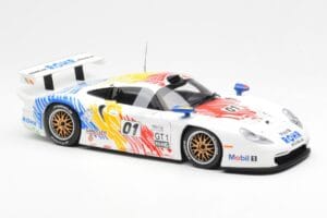 Porsche 911 GT1 #1 A. McNish / R. Sullivan / U. Alzen Rohr Motorsport Daytona 24 Hours 1998 UT Models 1:18 39611 Metaal — afbeelding 4 van 6