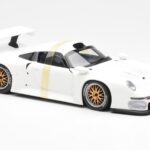 Porsche 911 GT1 Wit UT Models 1:18 - image 4 of 6