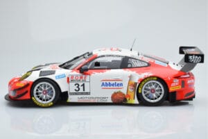 Porsche 911 GT3 R Frikadelli Racing Team #31 M. Arnold / I. Fernandez Winners VLN Round 3 2018 Minichamps 1:18 153186991 Meta — afbeelding 3 van 6