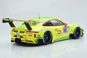 Porsche 911 GT3 R Manthey Racing #911 F. Scherer / K. Estre / R. Dumas / L. Vanthoor / E. Bamber 24 Hours of Nurburgring 2018 — afbeelding 2 van 6