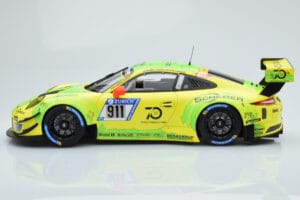 Porsche 911 GT3 R Manthey Racing #911 F. Scherer / K. Estre / R. Dumas / L. Vanthoor / E. Bamber 24 Hours of Nurburgring 2018 — afbeelding 3 van 6