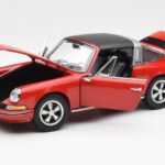 Porsche 911 Targa S Rood Schuco 1:18 450036200 - image 2 of 9