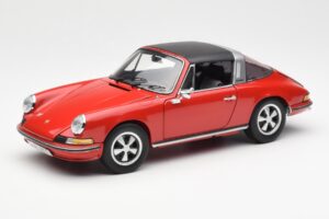 Porsche 911 Targa S Rood Schuco 1:18 450036200