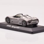 Porsche 918 Spyder Grijs Metallic Minichamps 1:43 - image 3 of 4
