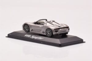 Porsche 918 Spyder Grijs Metallic Minichamps 1:43 WAP0201910B Metaal — afbeelding 3 van 4