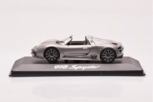 Porsche 918 Spyder Grijs Metallic Minichamps 1:43