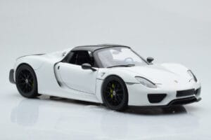 Porsche 918 Spyder Weissach Package Wit Met Zwarte Velgen Minichamps 1:18 113062443 Metaal — afbeelding 7 van 9