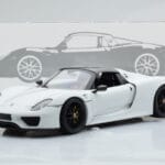 Porsche 918 Spyder Weissach Package Wit Met Zwarte Velgen Minichamps 1:18 - image 9 of 9
