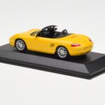 Porsche Boxster 986 Geel Minichamps 1:43 - image 3 of 4