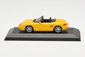 Porsche Boxster 986 Geel Minichamps 1:43 400062072