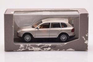 Porsche Cayenne 9PA Beige Minichamps 1:43 WAPC2000513 Metaal — afbeelding 4 van 4