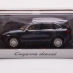 Porsche Cayenne 9PA Diesel Donkerblauw Minichamps 1:43 - image 4 of 4