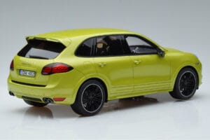 Porsche Cayenne GTS 92A Peridot Groen GT Spirit 1:18 GT020A Hars — afbeelding 2 van 6