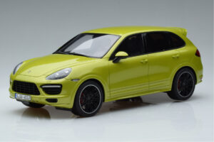 Porsche Cayenne GTS 92A Peridot Groen GT Spirit 1:18