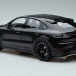 Porsche Cayenne E3 S Coupe Minichamps 1:18 187673 Metaal - image 5 of 6