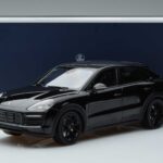 Porsche Cayenne E3 S Coupe Minichamps 1:18 187673 Metaal - image 6 of 6