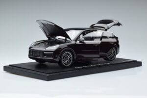 Porsche Cayenne Turbo Coupe Mahonie Norev 1:18 WAP0213190K Metaal — afbeelding 2 van 8