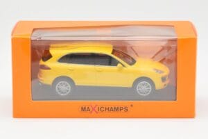 Porsche Cayenne 92A Geel MaxiChamps 1:43 940063201 Metaal — afbeelding 4 van 4