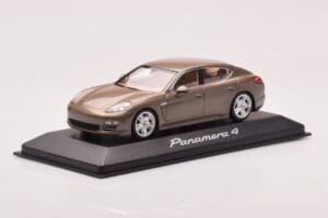 Porsche Panamera 970 4 Beige Metallic Minichamps 1:43 WAP02000319 Metaal — afbeelding 2 van 4