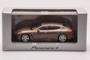 Porsche Panamera 970 4 Beige Metallic Minichamps 1:43 WAP02000319 Metaal — afbeelding 4 van 4