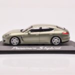 Porsche Panamera 970 S Hybrid Critall Groen Minichamps 1:43