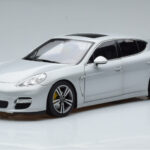 Porsche Panamera 970 Turbo Zilver Norev 1:18