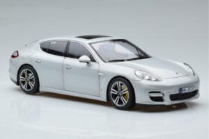 Porsche Panamera 970 Turbo Zilver Norev 1:18 187609 Metaal — afbeelding 5 van 7