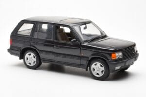 Range Rover P38 4.6 HSE Zwart Metallic AUTOart 1:18 70017 Metaal — afbeelding 7 van 9