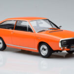 Renault 15 TL Oranje Norev 1:18 - image 4 of 6