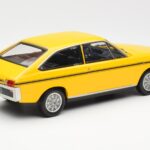 Renault 15 TL Geel Zwart Norev 1:18 185351 - image 2 of 6