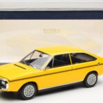 Renault 15 TL Geel Zwart Norev 1:18 185351 - image 6 of 6