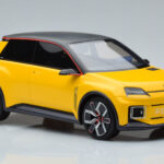 Renault E-Tech Electric Prototype Geel Otto 1:18 - image 4 of 6