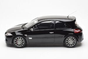 Renault Megane 2 RS Phase 2 Zwart Otto 1:18 OT1054 Hars — afbeelding 3 van 6