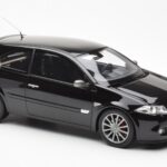 Renault Megane 2 RS Phase 2 Zwart Otto 1:18 OT1054 - image 4 of 6