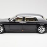Rolls-Royce Phantom VII EWB Zwart en Zilver Kyosho 1:18 08841BKS - image 4 of 8