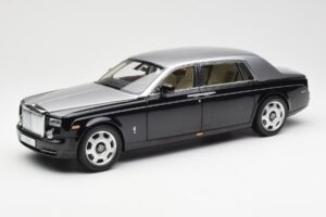 Rolls-Royce Phantom VII EWB Zwart en Zilver Kyosho 1:18 08841BKS