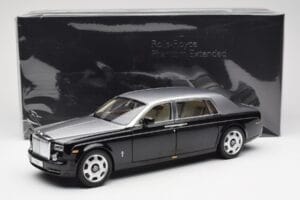 Rolls-Royce Phantom VII EWB Zwart en Zilver Kyosho 1:18 08841BKS Metaal — afbeelding 8 van 8