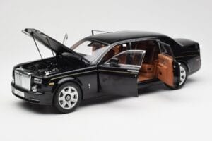 Rolls-Royce Phantom VII EWB Diamond Zwart Kyosho 1:18 08841DBK2 Metaal — afbeelding 2 van 8