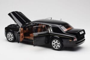Rolls-Royce Phantom VII EWB Diamond Zwart Kyosho 1:18 08841DBK2 Metaal — afbeelding 5 van 8