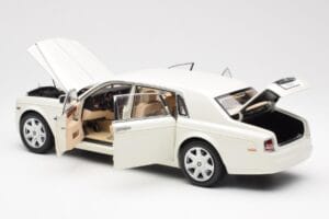 Rolls-Royce Phantom VII EWB English Wit Kyosho 1:18 08841EW2 Metaal — afbeelding 5 van 8