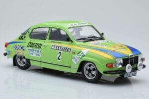 Saab 96 V4 #2 S. Blomqvist / H. Sylvan Rally Sweden 1976 IXO 1:18 18RMC085B Metaal — afbeelding 4 van 6