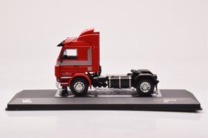 Scania 142 M Rood IXO 1:43